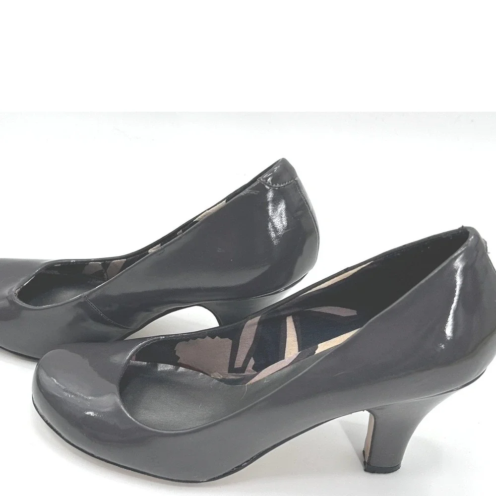 Madden Girl Unifyy Gray Patent Leather Pumps Size 7 Office Siren Parisian Chic